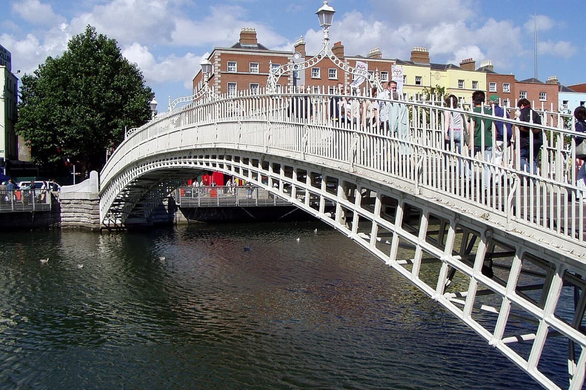Ha'penny Bridge over the River Liffey in Dublin